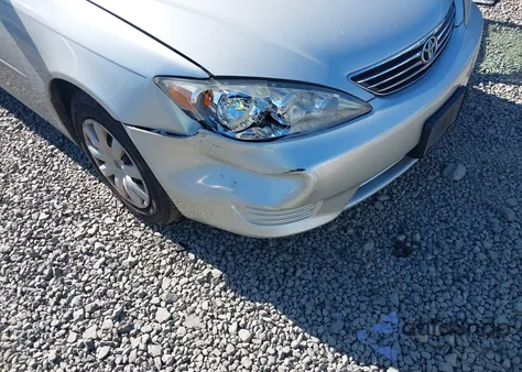 2005 Toyota Camry Le from USA, damaged, VIN 4T1BE30K75U032758